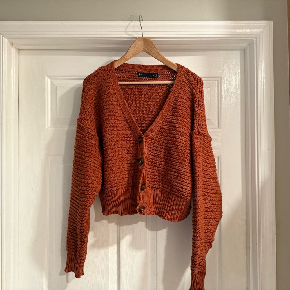 Fashion to Figure Burnt Orange women’s Cardigan Sweater size 2